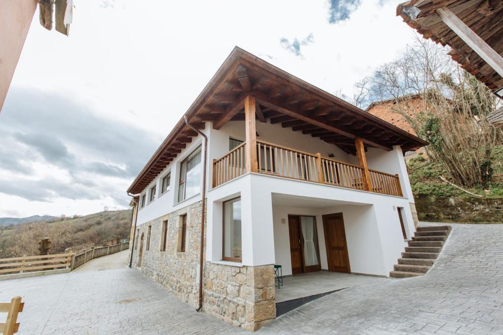 Apartament Tiu Enrique 3 Onís Zewnętrze zdjęcie